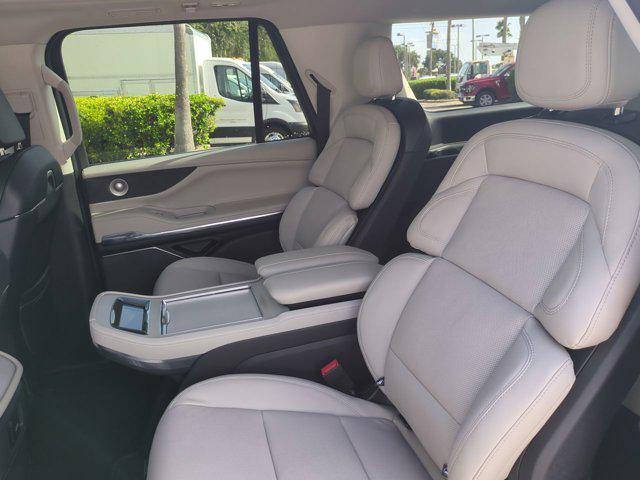 new 2025 Lincoln Navigator car, priced at $107,830