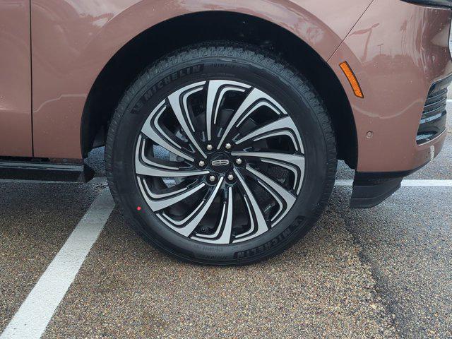 new 2025 Lincoln Navigator car, priced at $122,590