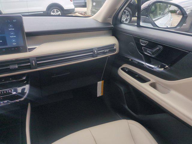 new 2025 Lincoln Corsair car, priced at $41,980