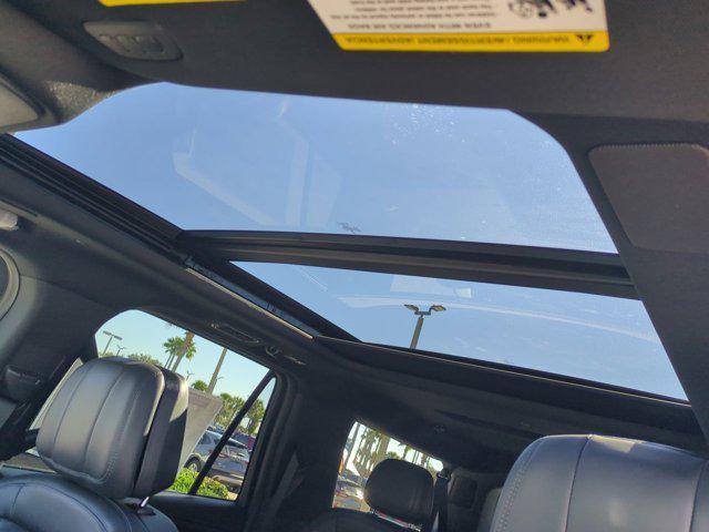 new 2025 Lincoln Navigator car, priced at $111,330