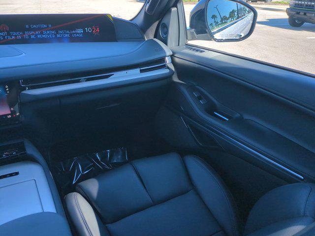 new 2025 Lincoln Navigator car, priced at $111,330