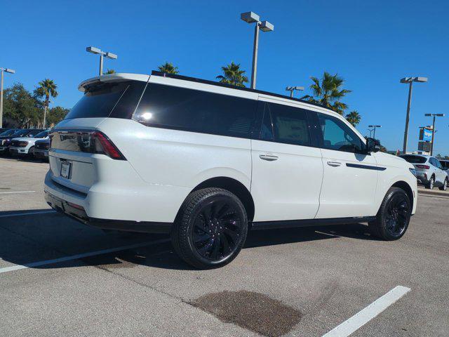 new 2025 Lincoln Navigator car, priced at $111,330