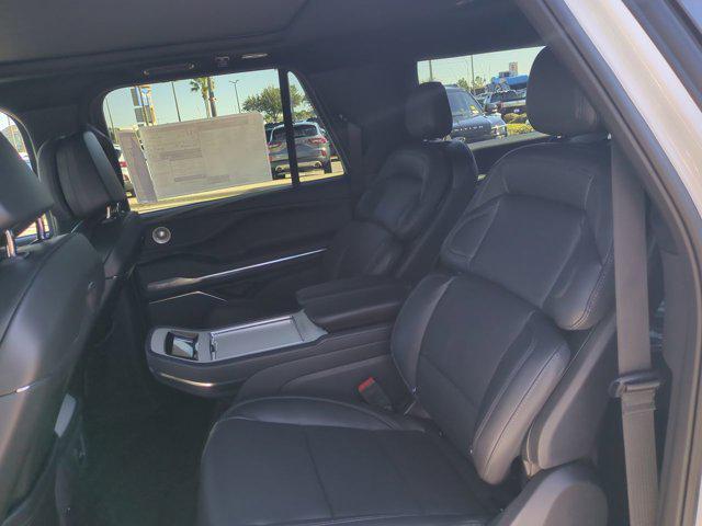 new 2025 Lincoln Navigator car, priced at $111,330