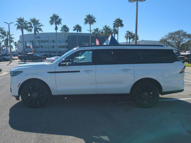 new 2025 Lincoln Navigator car, priced at $111,330