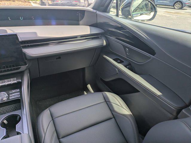 new 2025 Lincoln Nautilus car, priced at $55,565