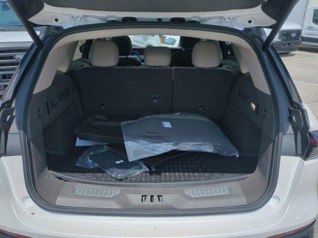 new 2025 Lincoln Nautilus car, priced at $62,850