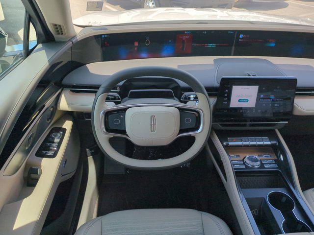 new 2025 Lincoln Nautilus car, priced at $62,850