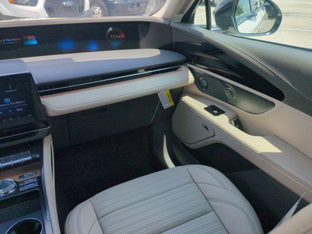 new 2025 Lincoln Nautilus car, priced at $62,850