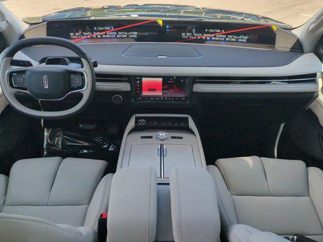 new 2025 Lincoln Navigator car, priced at $96,466