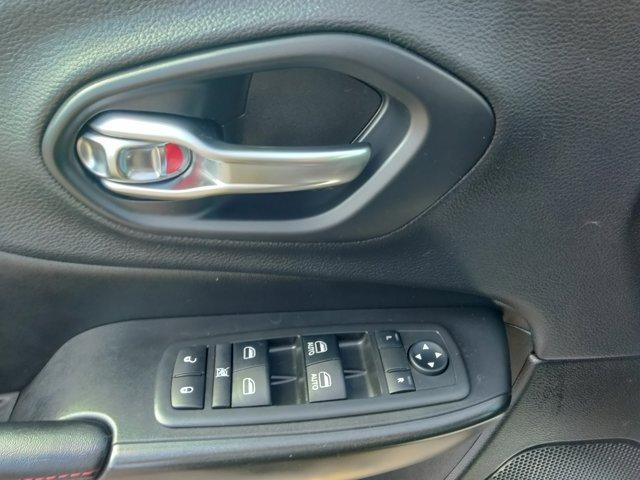 used 2019 Jeep Cherokee car, priced at $18,550