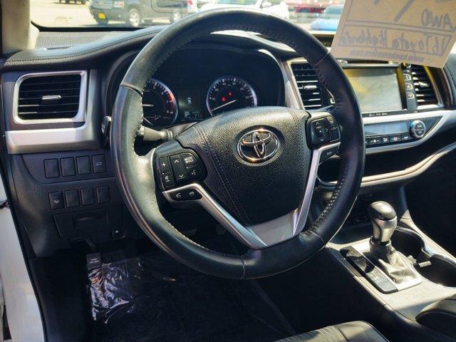 used 2016 Toyota Highlander car, priced at $23,900