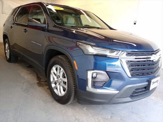 used 2022 Chevrolet Traverse car, priced at $23,600