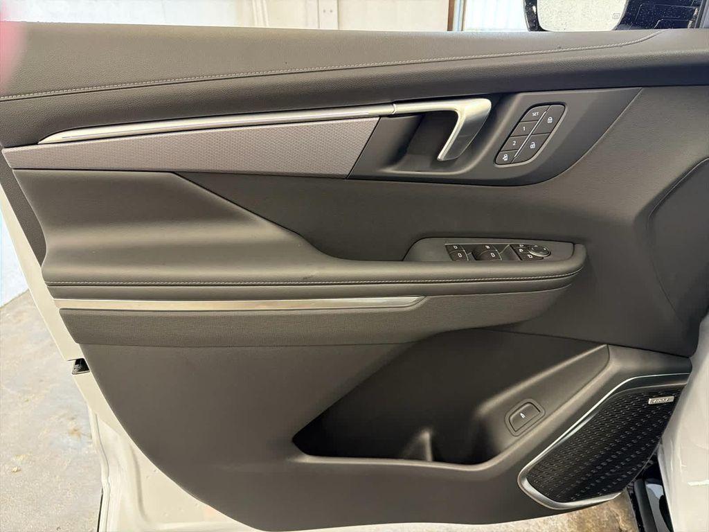 new 2026 Buick Enclave car, priced at $53,698