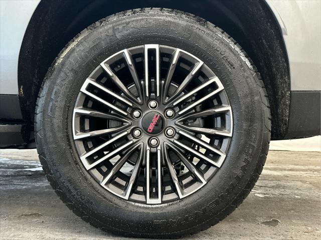 new 2025 GMC Yukon XL car, priced at $76,610