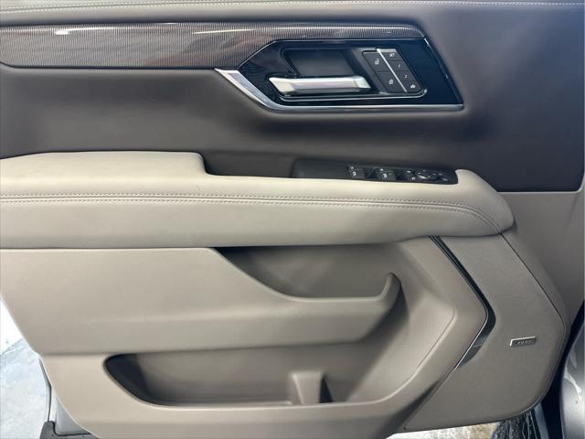 new 2025 GMC Yukon XL car, priced at $76,610