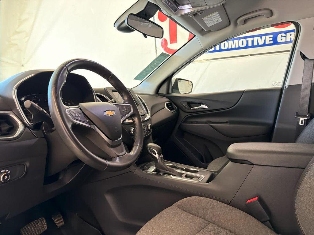 used 2022 Chevrolet Equinox car, priced at $20,241