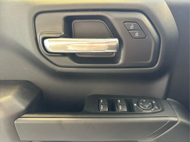 new 2025 GMC Sierra 1500 car, priced at $43,875