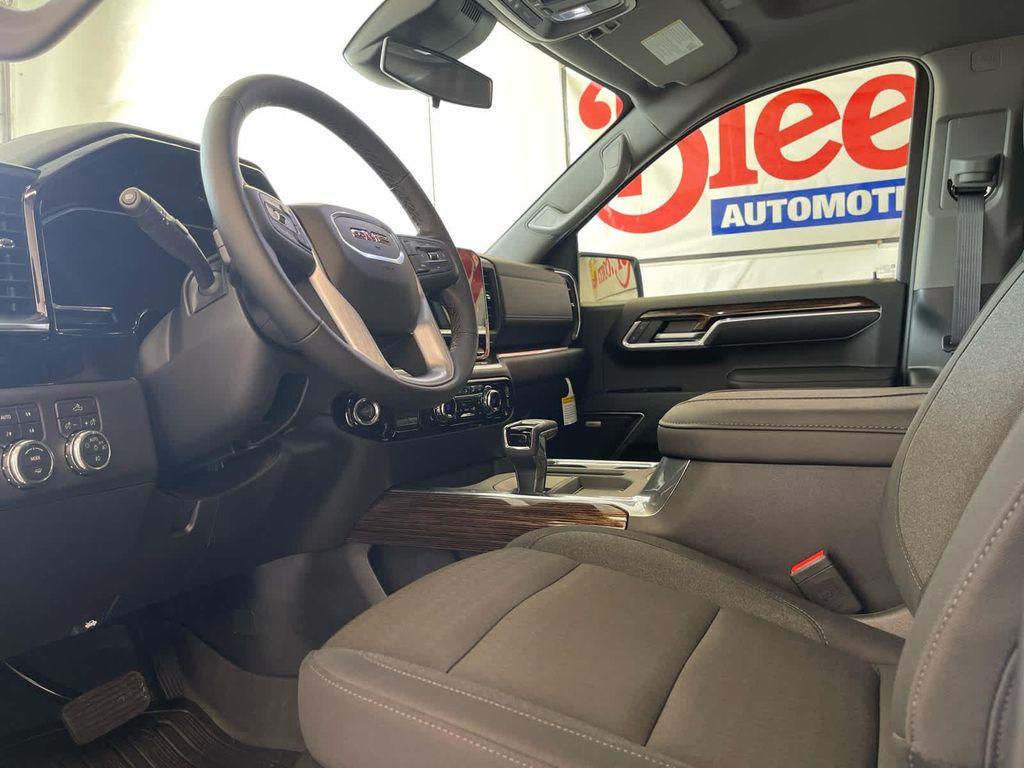 new 2026 GMC Sierra 1500 car, priced at $64,405
