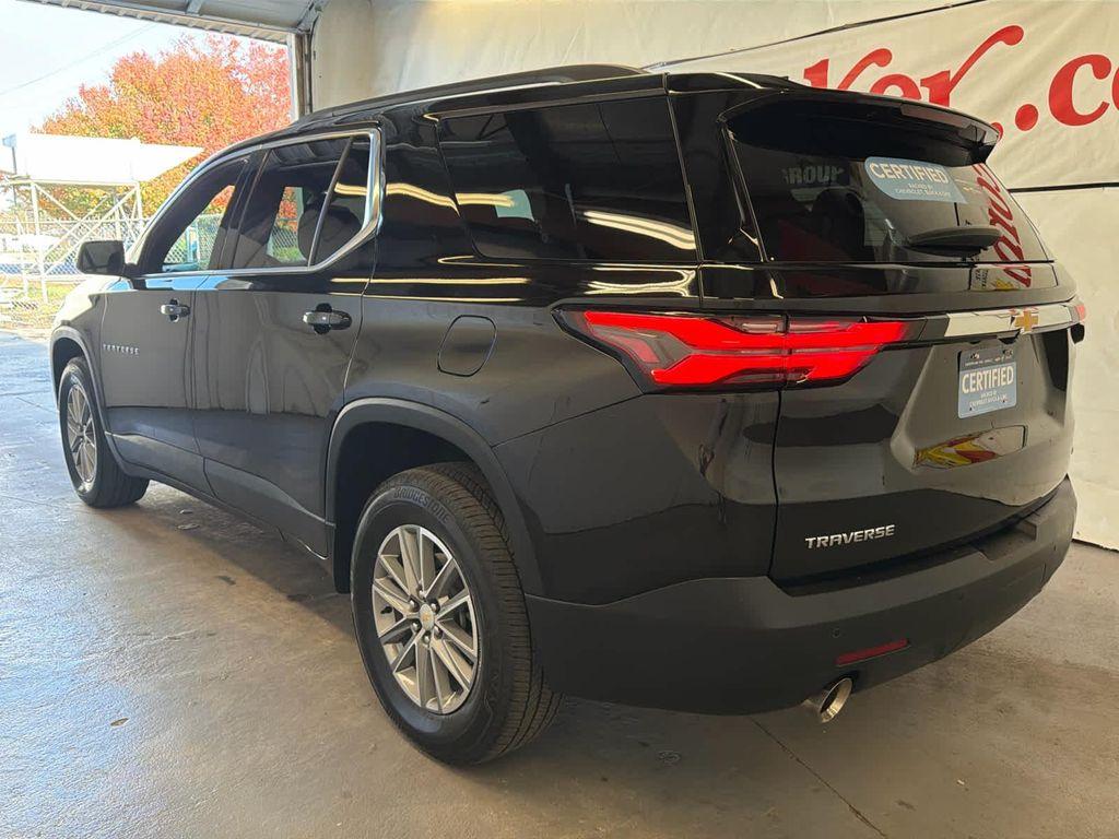 used 2022 Chevrolet Traverse car, priced at $29,599