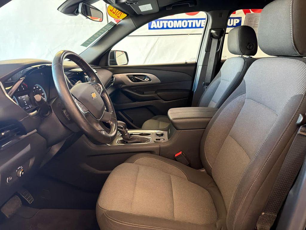 used 2022 Chevrolet Traverse car, priced at $29,599