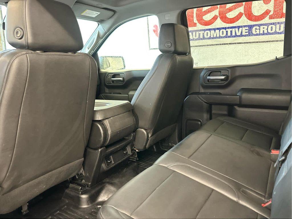 used 2023 GMC Sierra 1500 car, priced at $30,900