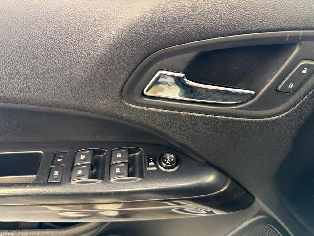 used 2021 GMC Canyon car, priced at $26,998
