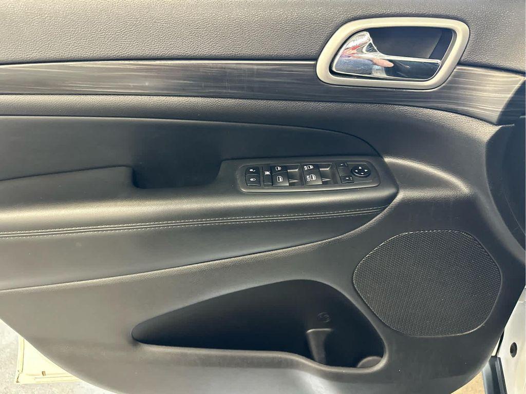 used 2019 Jeep Grand Cherokee car, priced at $14,950