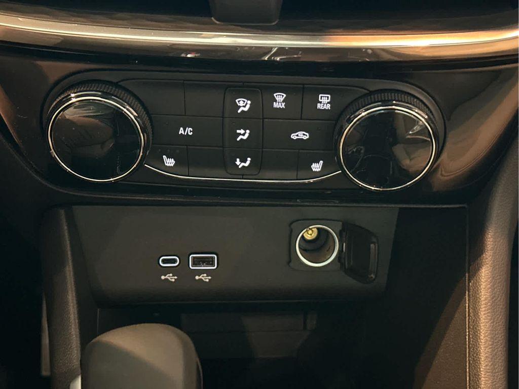 new 2026 Buick Encore GX car, priced at $31,290