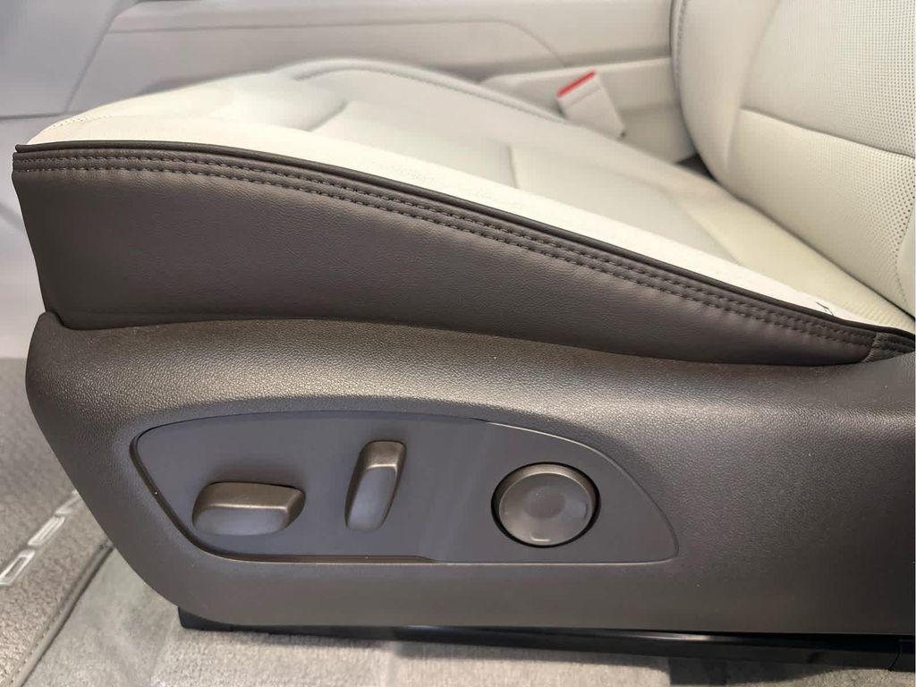 new 2025 GMC Acadia car, priced at $60,680