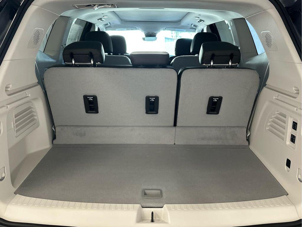 new 2025 GMC Acadia car, priced at $60,680