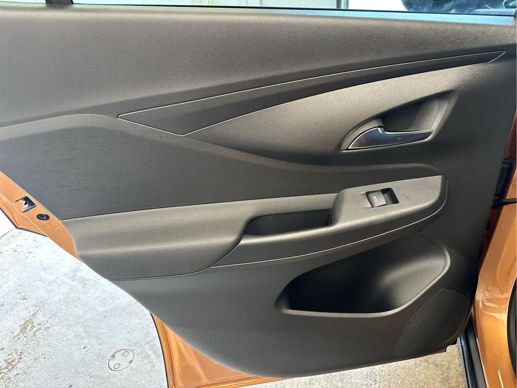 new 2025 Buick Envista car, priced at $26,782