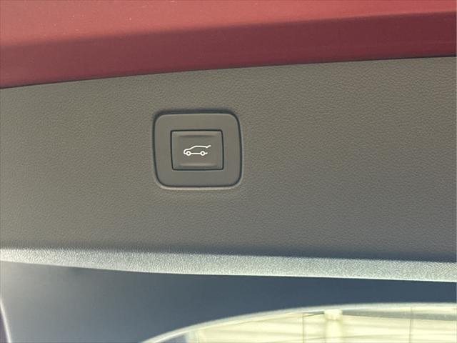 new 2025 Buick Envista car, priced at $26,187
