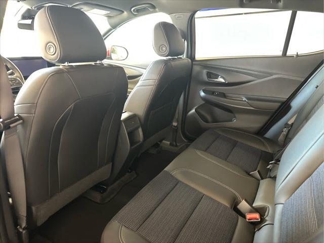 new 2025 Buick Envista car, priced at $26,187