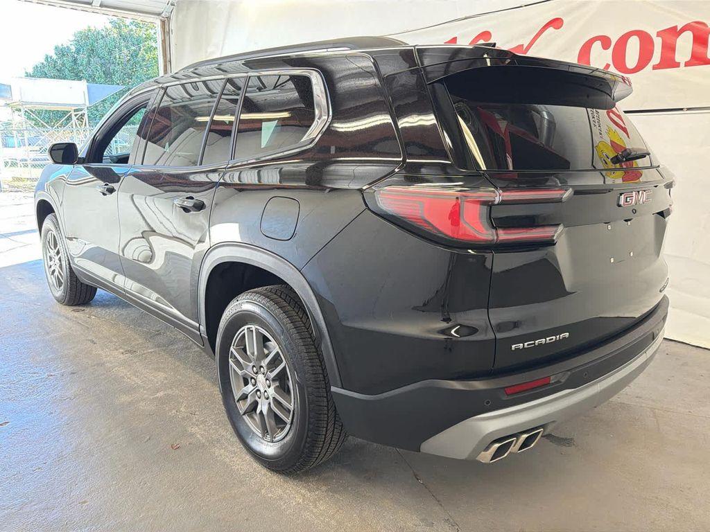 used 2025 GMC Acadia car, priced at $37,900