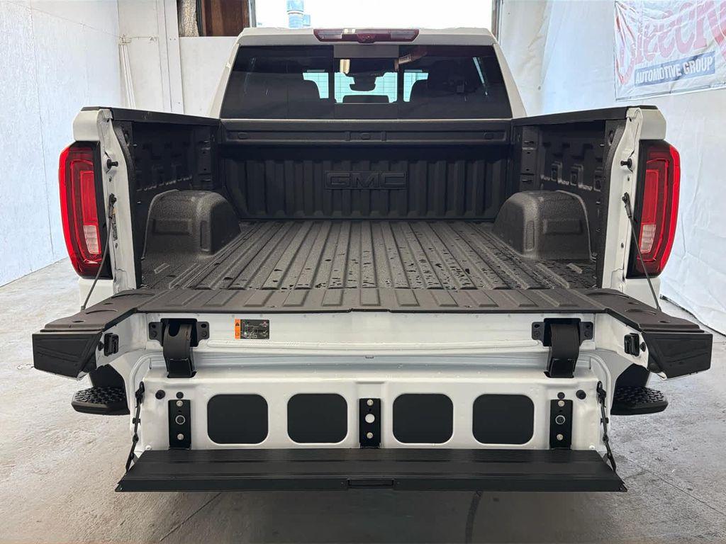 new 2026 GMC Sierra 1500 car, priced at $78,925