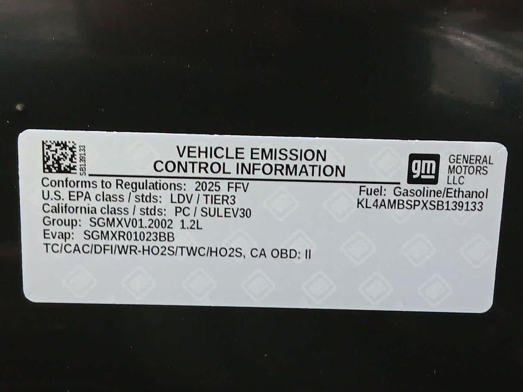 new 2025 Buick Encore GX car, priced at $28,301