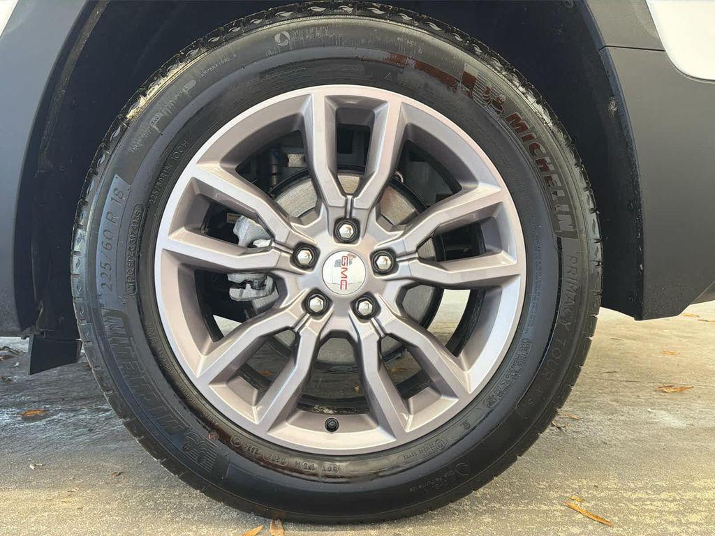 used 2024 GMC Terrain car, priced at $25,991