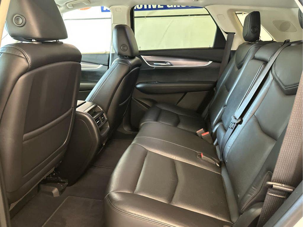 used 2017 Cadillac XT5 car, priced at $17,000