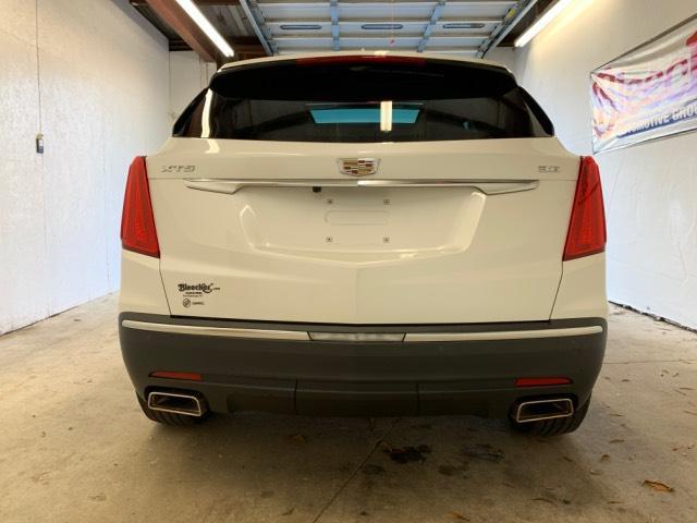 used 2017 Cadillac XT5 car, priced at $15,995