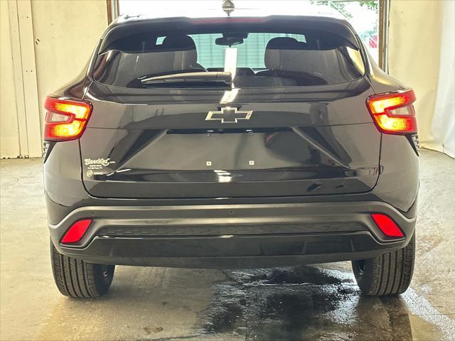 used 2025 Chevrolet Trax car, priced at $23,937