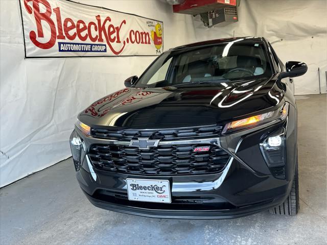 used 2025 Chevrolet Trax car, priced at $23,937