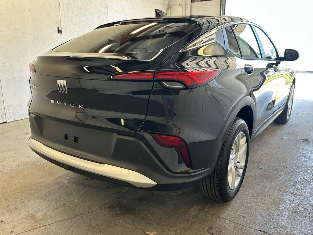 new 2025 Buick Envista car, priced at $26,279