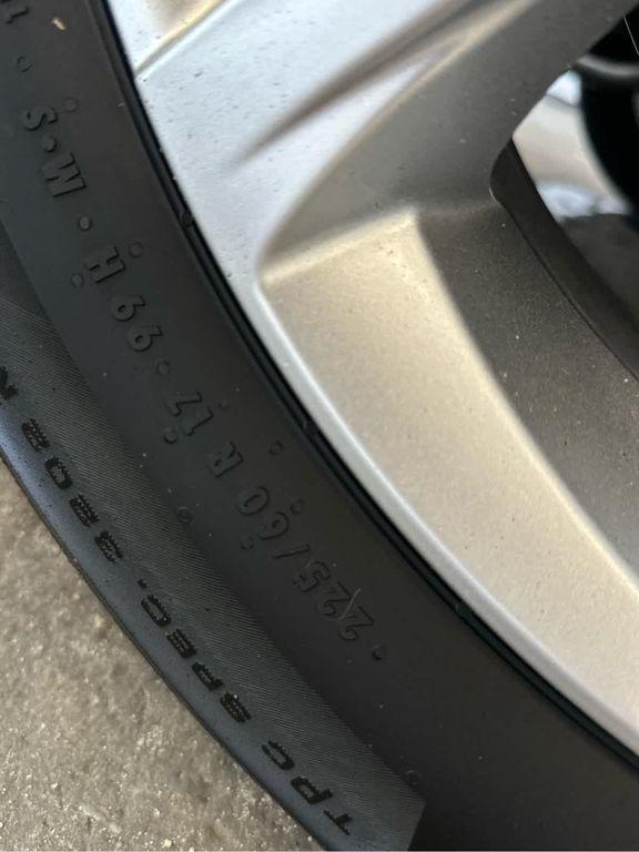 new 2025 Buick Envista car, priced at $26,279