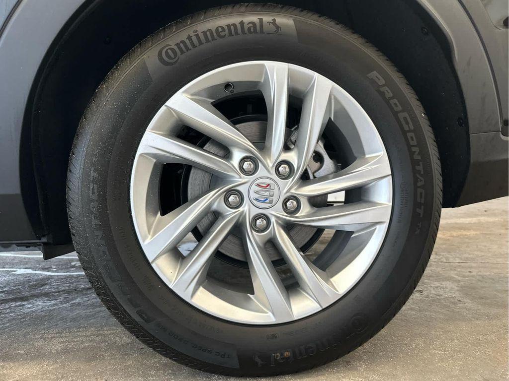 new 2025 Buick Envista car, priced at $26,279