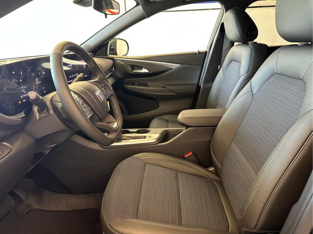new 2025 Buick Envista car, priced at $26,279