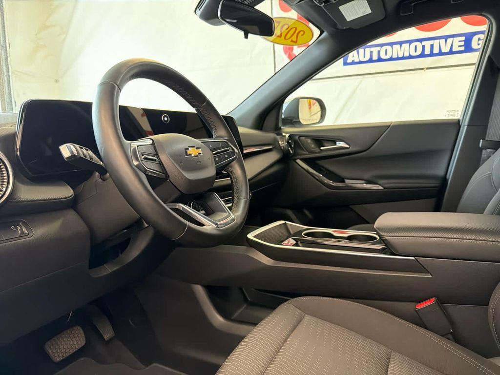 used 2025 Chevrolet Equinox car, priced at $24,801