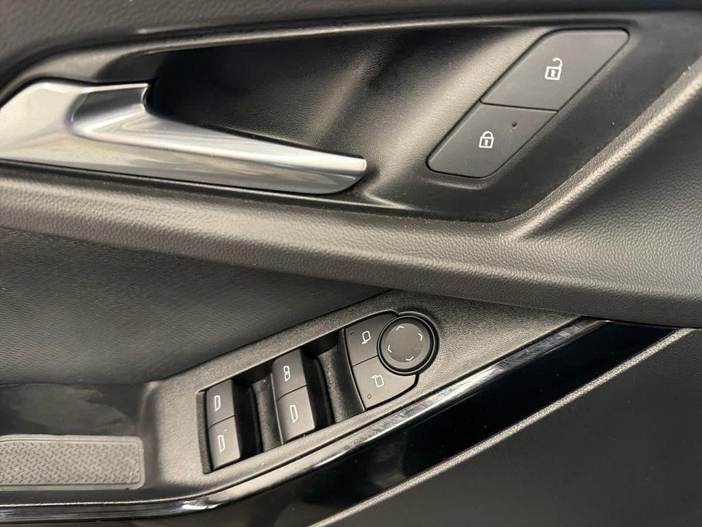 used 2025 Chevrolet Equinox car, priced at $24,801