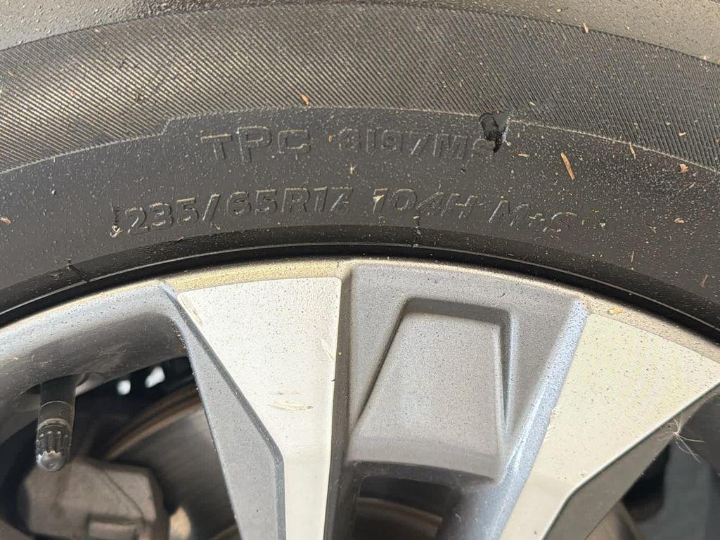 used 2025 Chevrolet Equinox car, priced at $24,801