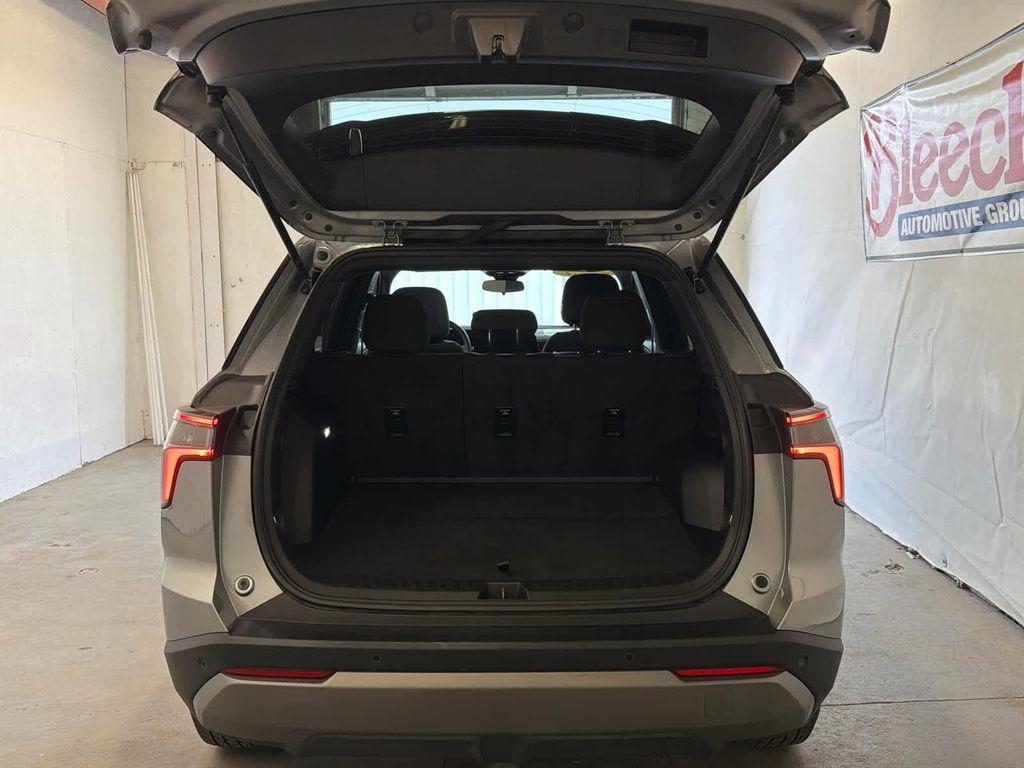 used 2025 Chevrolet Equinox car, priced at $24,801