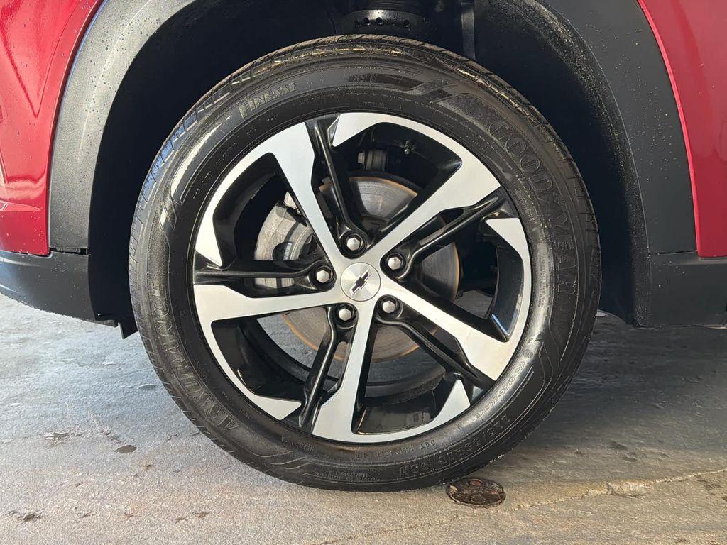 used 2024 Chevrolet Trax car, priced at $22,800